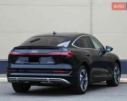 Чорний Ауді E-Tron, об'ємом двигуна 0 л та пробігом 78 тис. км за 43000 $, фото 6 на Automoto.ua
