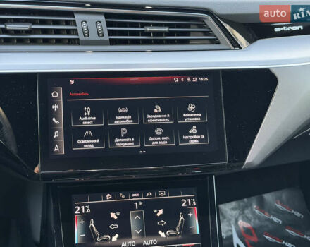 Черный Ауди E-Tron, объемом двигателя 0 л и пробегом 45 тыс. км за 30900 $, фото 52 на Automoto.ua