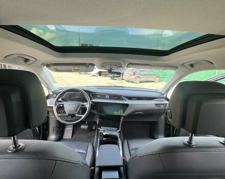 Черный Ауди E-Tron, объемом двигателя 0 л и пробегом 45 тыс. км за 30800 $, фото 15 на Automoto.ua