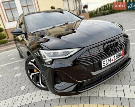 Черный Ауди E-Tron, объемом двигателя 0 л и пробегом 150 тыс. км за 31950 $, фото 100 на Automoto.ua