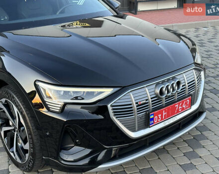 Черный Ауди E-Tron, объемом двигателя 0 л и пробегом 158 тыс. км за 31000 $, фото 26 на Automoto.ua