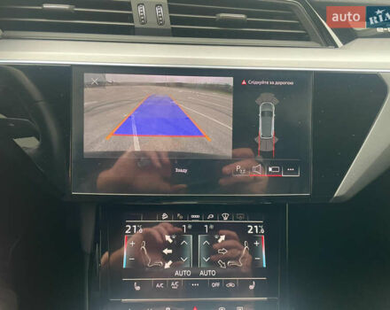 Черный Ауди E-Tron, объемом двигателя 0 л и пробегом 39 тыс. км за 39950 $, фото 63 на Automoto.ua