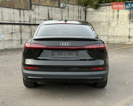 Черный Ауди E-Tron, объемом двигателя 0 л и пробегом 79 тыс. км за 29999 $, фото 11 на Automoto.ua