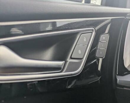 Черный Ауди E-Tron, объемом двигателя 0 л и пробегом 96 тыс. км за 34800 $, фото 15 на Automoto.ua