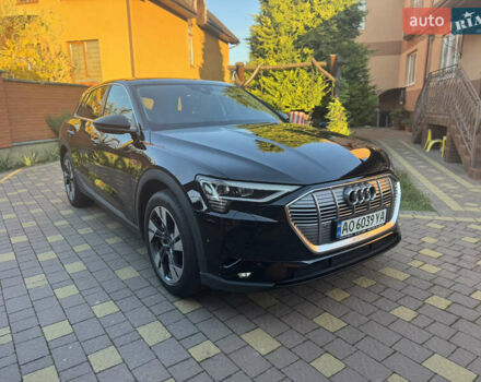 Черный Ауди E-Tron, объемом двигателя 0 л и пробегом 129 тыс. км за 27499 $, фото 1 на Automoto.ua