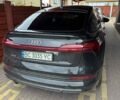 Черный Ауди E-Tron, объемом двигателя 0 л и пробегом 59 тыс. км за 36290 $, фото 2 на Automoto.ua
