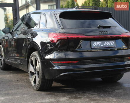 Черный Ауди E-Tron, объемом двигателя 0 л и пробегом 41 тыс. км за 38800 $, фото 7 на Automoto.ua