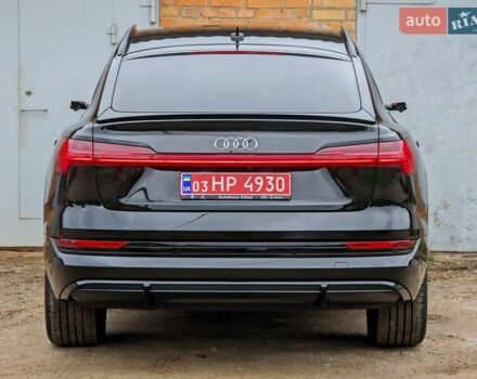 Черный Ауди E-Tron, объемом двигателя 0 л и пробегом 40 тыс. км за 48888 $, фото 7 на Automoto.ua