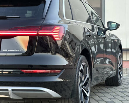 Черный Ауди E-Tron, объемом двигателя 0 л и пробегом 158 тыс. км за 31000 $, фото 32 на Automoto.ua