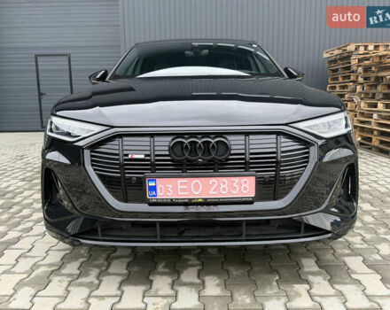 Чорний Ауді E-Tron, об'ємом двигуна 0 л та пробігом 89 тис. км за 35499 $, фото 14 на Automoto.ua