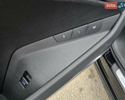 Чорний Ауді E-Tron, об'ємом двигуна 0 л та пробігом 61 тис. км за 47777 $, фото 53 на Automoto.ua