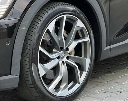 Чорний Ауді E-Tron, об'ємом двигуна 0 л та пробігом 112 тис. км за 33900 $, фото 3 на Automoto.ua