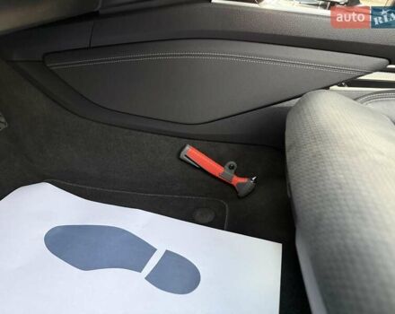 Черный Ауди E-Tron, объемом двигателя 0 л и пробегом 150 тыс. км за 31950 $, фото 132 на Automoto.ua