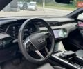 Чорний Ауді E-Tron, об'ємом двигуна 0 л та пробігом 83 тис. км за 43000 $, фото 12 на Automoto.ua