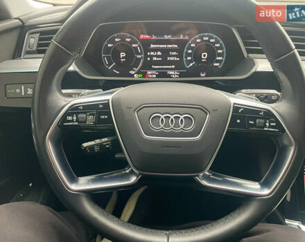 Черный Ауди E-Tron, объемом двигателя 0 л и пробегом 39 тыс. км за 39950 $, фото 57 на Automoto.ua