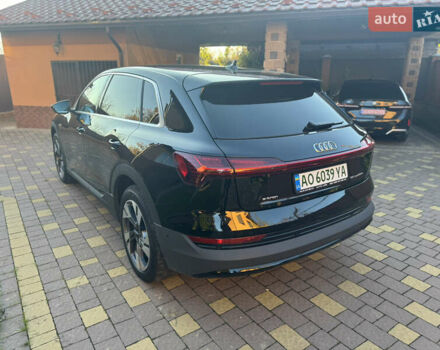 Черный Ауди E-Tron, объемом двигателя 0 л и пробегом 129 тыс. км за 27499 $, фото 7 на Automoto.ua