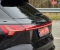 Чорний Ауді E-Tron, об'ємом двигуна 0 л та пробігом 61 тис. км за 47777 $, фото 39 на Automoto.ua