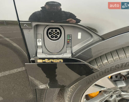Черный Ауди E-Tron, объемом двигателя 0 л и пробегом 39 тыс. км за 39950 $, фото 72 на Automoto.ua