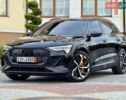Черный Ауди E-Tron, объемом двигателя 0 л и пробегом 150 тыс. км за 31950 $, фото 3 на Automoto.ua