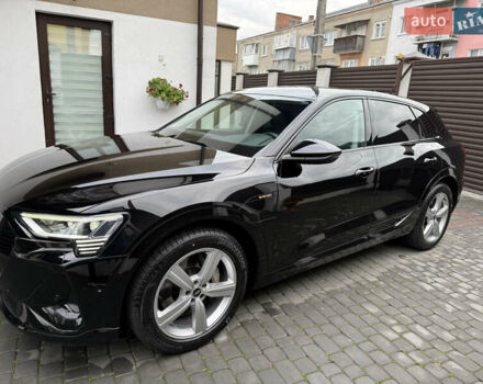 Черный Ауди E-Tron, объемом двигателя 0 л и пробегом 64 тыс. км за 31700 $, фото 7 на Automoto.ua