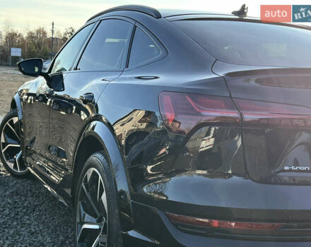 Черный Ауди E-Tron, объемом двигателя 0 л и пробегом 32 тыс. км за 47561 $, фото 9 на Automoto.ua