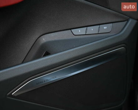 Черный Ауди E-Tron, объемом двигателя 0 л и пробегом 65 тыс. км за 44284 $, фото 10 на Automoto.ua