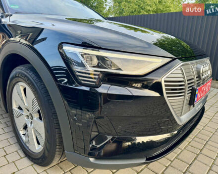 Чорний Ауді E-Tron, об'ємом двигуна 0 л та пробігом 96 тис. км за 30900 $, фото 19 на Automoto.ua