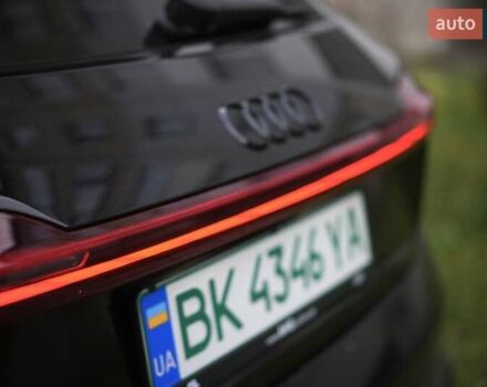 Чорний Ауді E-Tron, об'ємом двигуна 0 л та пробігом 47 тис. км за 32900 $, фото 18 на Automoto.ua