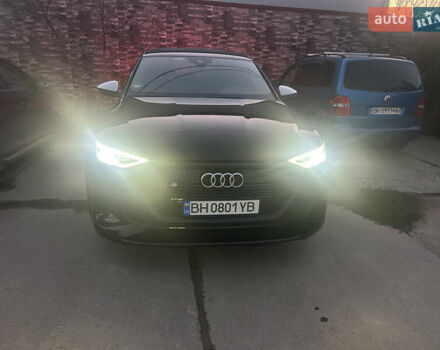 Чорний Ауді E-Tron, об'ємом двигуна 0 л та пробігом 57 тис. км за 41500 $, фото 62 на Automoto.ua