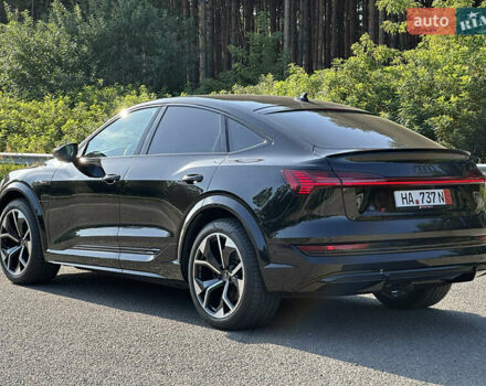 Черный Ауди E-Tron, объемом двигателя 0 л и пробегом 55 тыс. км за 44999 $, фото 10 на Automoto.ua