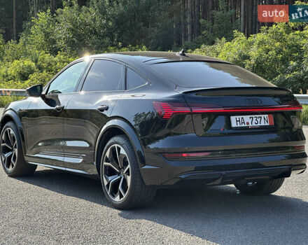 Черный Ауди E-Tron, объемом двигателя 0 л и пробегом 55 тыс. км за 44999 $, фото 11 на Automoto.ua