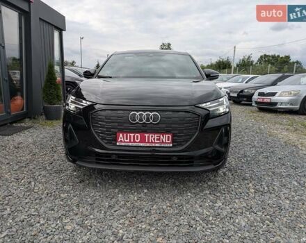 Черный Ауди E-Tron, объемом двигателя 0 л и пробегом 96 тыс. км за 34800 $, фото 2 на Automoto.ua