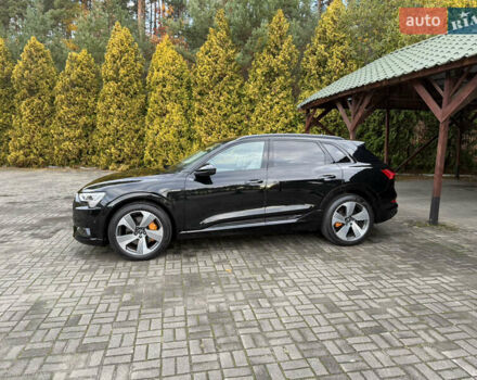 Черный Ауди E-Tron, объемом двигателя 0 л и пробегом 56 тыс. км за 40890 $, фото 8 на Automoto.ua