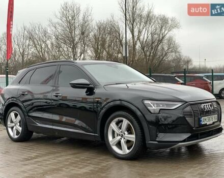 Черный Ауди E-Tron, объемом двигателя 0 л и пробегом 64 тыс. км за 35955 $, фото 4 на Automoto.ua