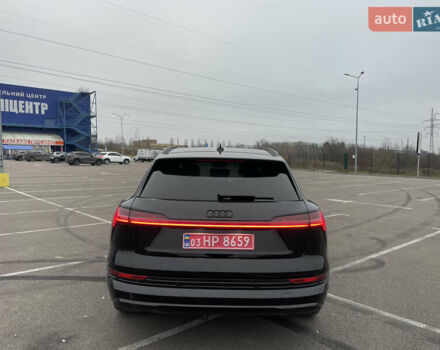 Черный Ауди E-Tron, объемом двигателя 0 л и пробегом 89 тыс. км за 39900 $, фото 16 на Automoto.ua