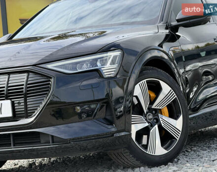Черный Ауди E-Tron, объемом двигателя 0 л и пробегом 80 тыс. км за 34500 $, фото 14 на Automoto.ua
