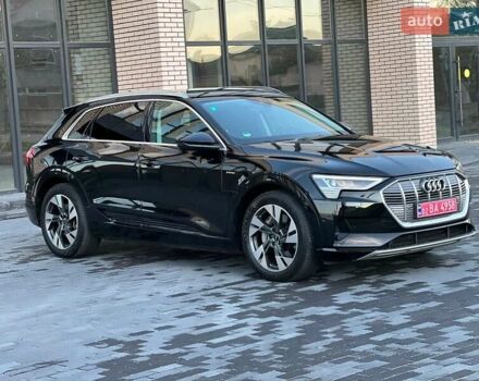 Ауди E-Tron 2022 в Виннице на Automoto.ua Черный Ауди E-Tron, объемом двигателя 0 л и пробегом 130 тыс. км за 28800 $, фото 15 на Automoto.ua