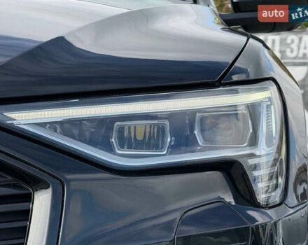 Черный Ауди E-Tron, объемом двигателя 0 л и пробегом 80 тыс. км за 34500 $, фото 10 на Automoto.ua