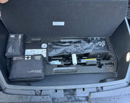 Черный Ауди E-Tron, объемом двигателя 0 л и пробегом 91 тыс. км за 36500 $, фото 45 на Automoto.ua