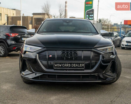 Чорний Ауді E-Tron, об'ємом двигуна 0 л та пробігом 54 тис. км за 45900 $, фото 1 на Automoto.ua