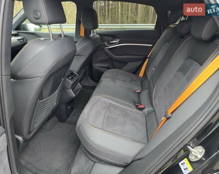 Черный Ауди E-Tron, объемом двигателя 0 л и пробегом 43 тыс. км за 45999 $, фото 60 на Automoto.ua