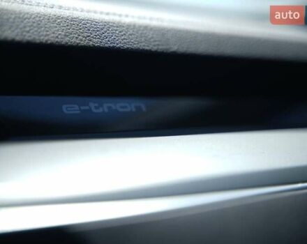 Черный Ауди E-Tron, объемом двигателя 0 л и пробегом 45 тыс. км за 32900 $, фото 27 на Automoto.ua