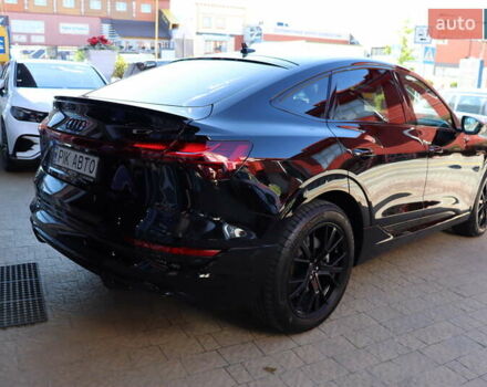 Черный Ауди E-Tron, объемом двигателя 0 л и пробегом 17 тыс. км за 44900 $, фото 2 на Automoto.ua