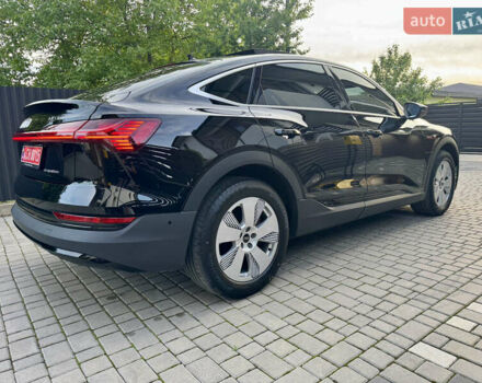 Чорний Ауді E-Tron, об'ємом двигуна 0 л та пробігом 96 тис. км за 30900 $, фото 9 на Automoto.ua