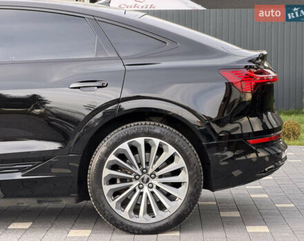 Черный Ауди E-Tron, объемом двигателя 0 л и пробегом 45 тыс. км за 30900 $, фото 4 на Automoto.ua
