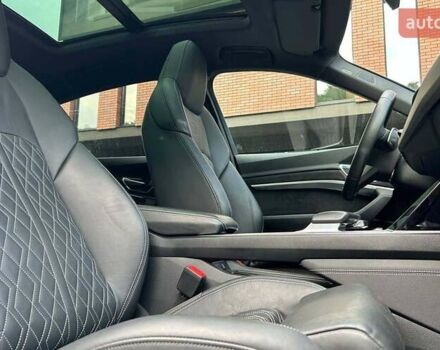Чорний Ауді E-Tron, об'ємом двигуна 0 л та пробігом 83 тис. км за 43000 $, фото 21 на Automoto.ua