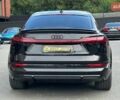 Чорний Ауді E-Tron, об'ємом двигуна 0 л та пробігом 83 тис. км за 43000 $, фото 4 на Automoto.ua