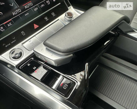 Черный Ауди E-Tron, объемом двигателя 0 л и пробегом 53 тыс. км за 42000 $, фото 14 на Automoto.ua