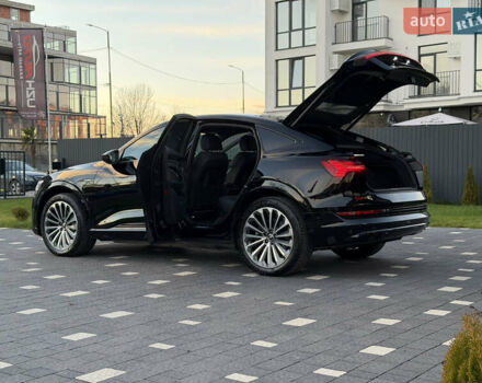 Черный Ауди E-Tron, объемом двигателя 0 л и пробегом 45 тыс. км за 30900 $, фото 59 на Automoto.ua