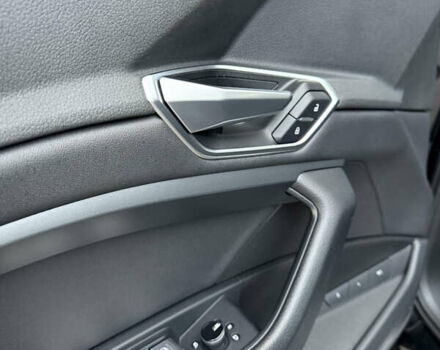 Черный Ауди E-Tron, объемом двигателя 0 л и пробегом 62 тыс. км за 36200 $, фото 15 на Automoto.ua